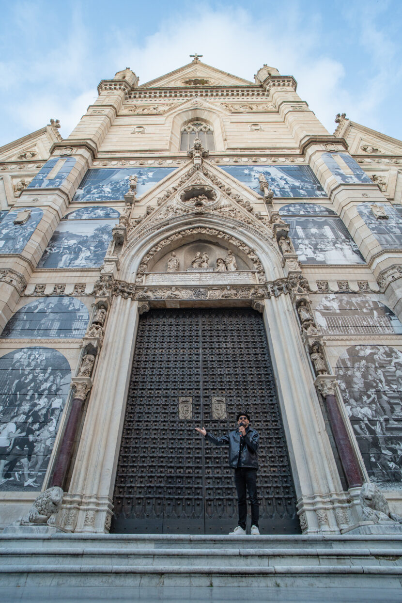 JR a Napoli: volti, storie e arte pubblica sulla facciata del Duomo CHI SEI NAPOLI - INAUGURAZIONE - 21MAGGIO-208