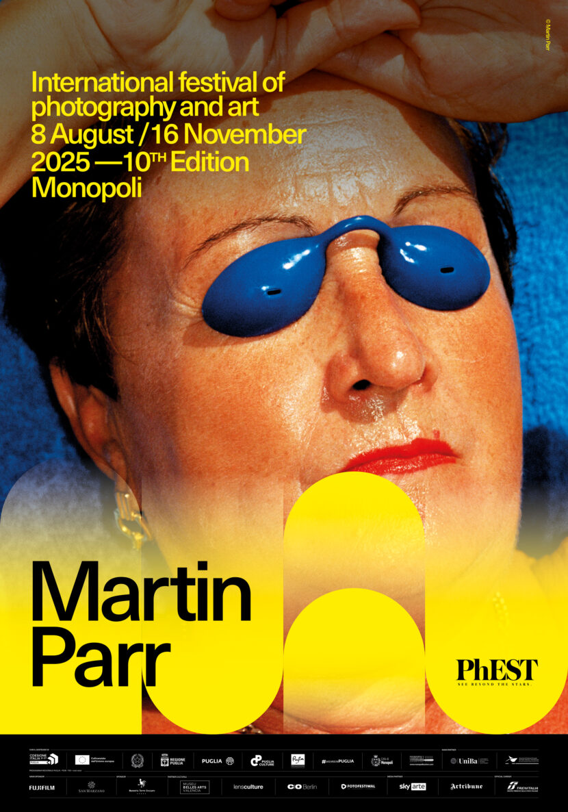 PhEST 2025: la fotografia è un viaggio spaziale (e interiore) PH25-MANIFESTO-70X100-PARR