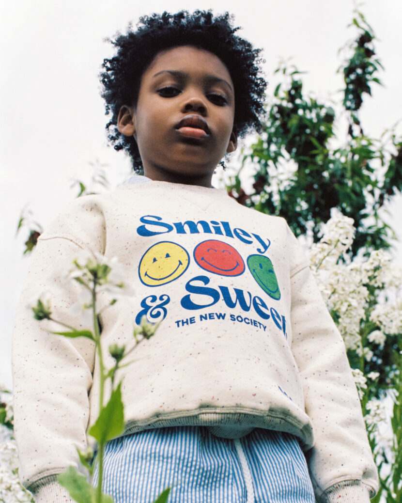 FLOWERFIELD_17_FEEDSIZE