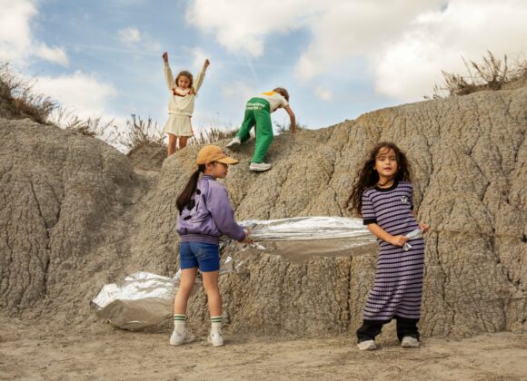 MAIN-SS26_MINI-RODINI_B64A2451